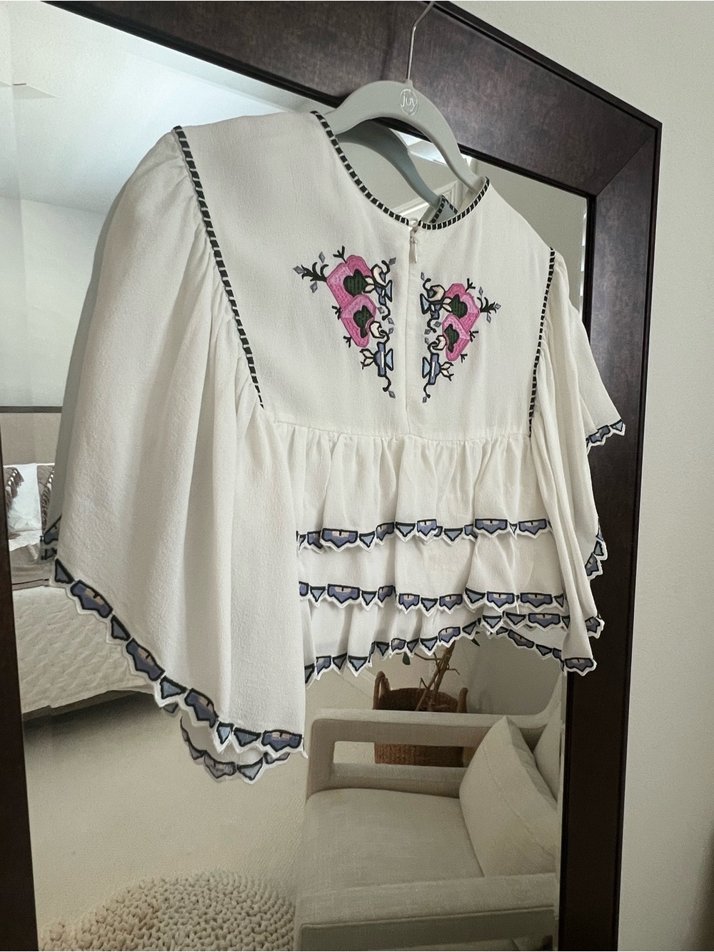 Isabel Marant Embroidered White Flutter Sleeve Cropped Blouse 36FR